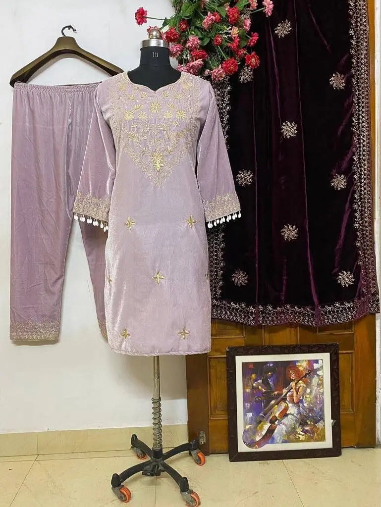 Thread Embroidery work Winter Velvet Suit (Stitched)
