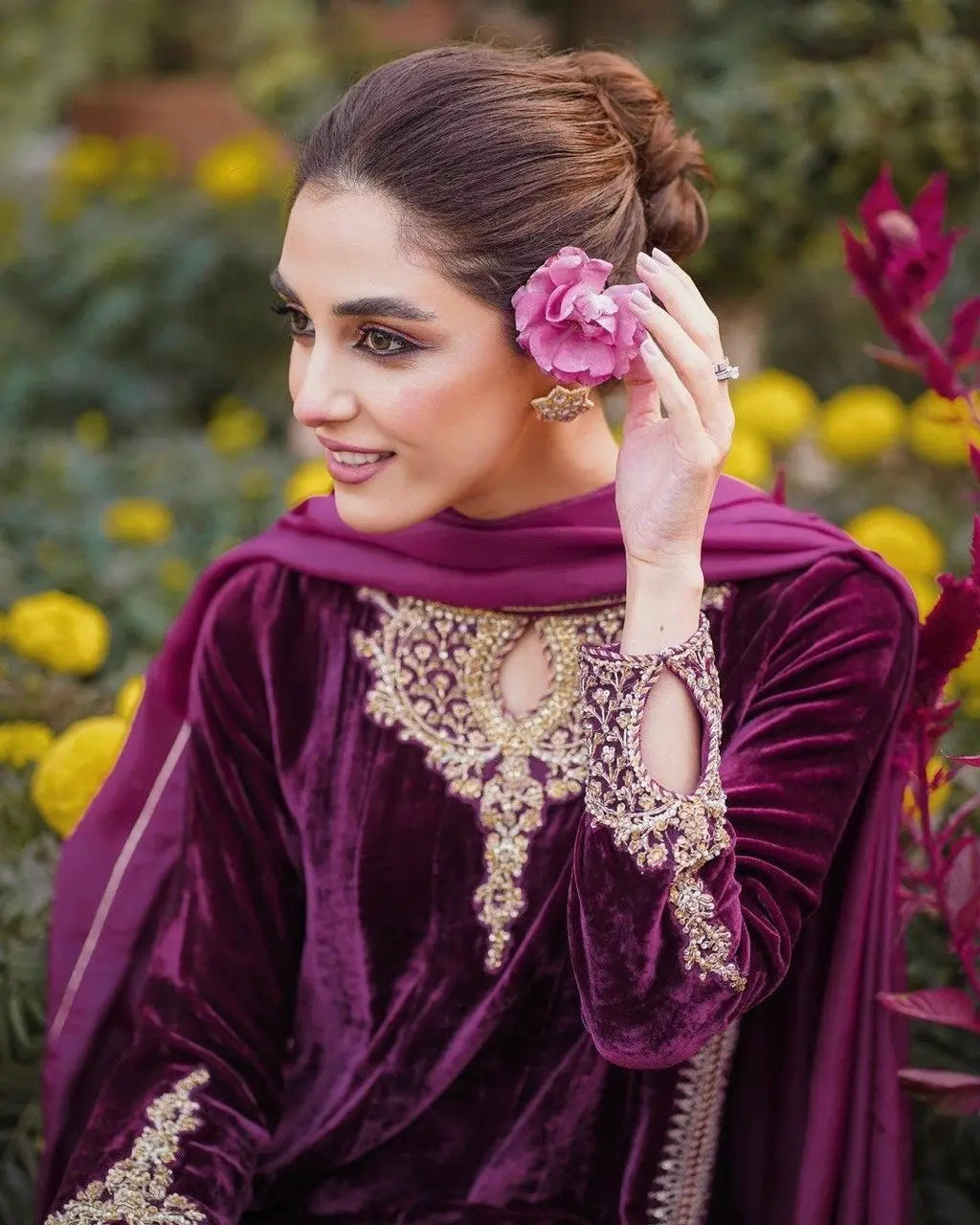 Winter Wear Premium Embroided Velvet Kurti Pant Dupatta set (Stitched)