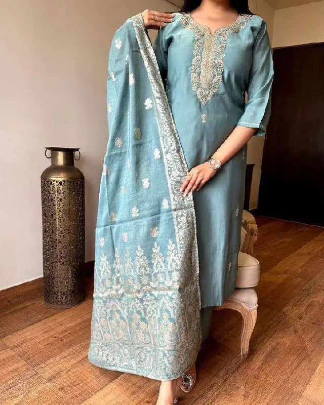 Viscose Chanderi Neck work Kurti Pant Dupatta Set